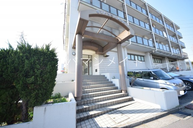 【エントランス】 | セントラーレ鳥が丘 | 戸塚周辺ならアパマンメイトへＬｅｔｓ Ｇｏ ！