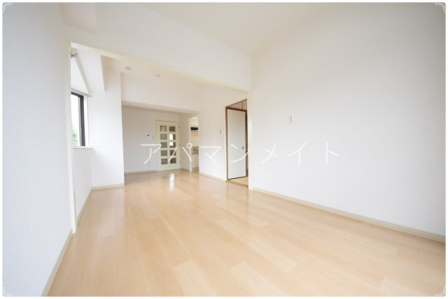 【居間・リビング】 | セントラーレ鳥が丘 | 戸塚周辺ならアパマンメイトへＬｅｔｓ Ｇｏ ！