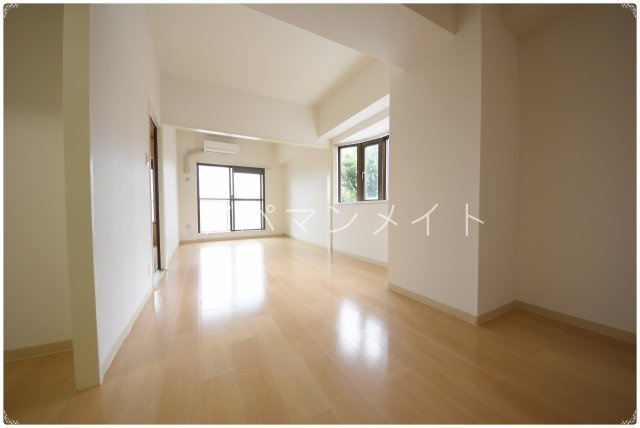 【居間・リビング】 | セントラーレ鳥が丘 | 戸塚周辺ならアパマンメイトへＬｅｔｓ Ｇｏ ！