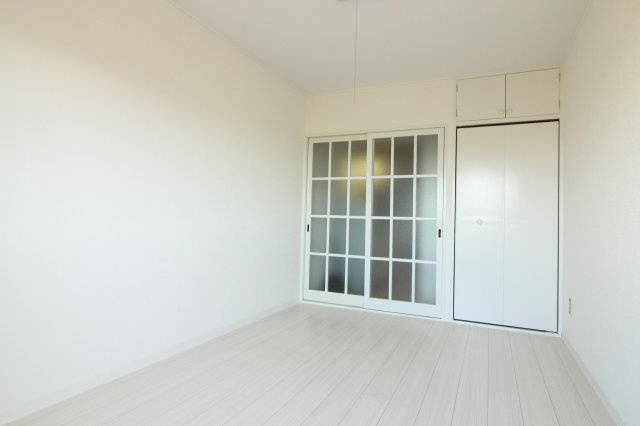 インペリアル伊川谷の寝室