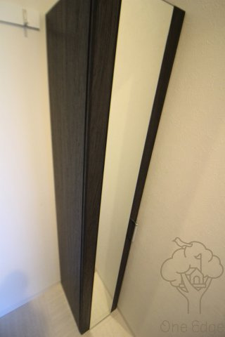ONLYONE梅田北の玄関