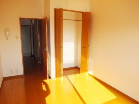 イーストベイ・船橋本町の収納|クローゼット付きです