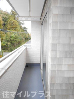 【バルコニー】 | 郡山市大槻町愛宕台新築一戸建て1棟 | 開放的で明るい空間を演出してくれるバルコニーです