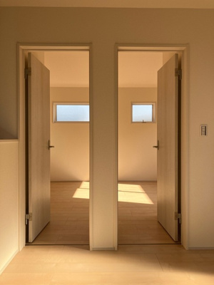 【内観：施工例】 | リーブルガーデン湖南市若竹町４期 | 同シリーズ