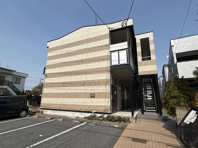 レオパレスコンフォートのエントランス