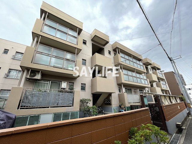 マンション島田の外観