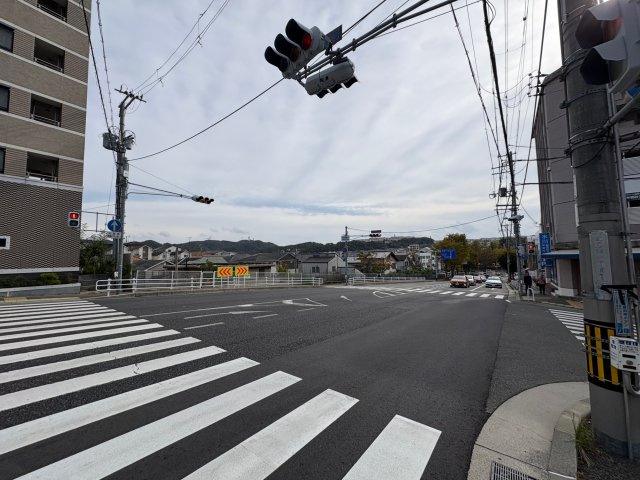 神戸市北区鈴蘭台南町3丁目土地の前面道路含む現地写真
