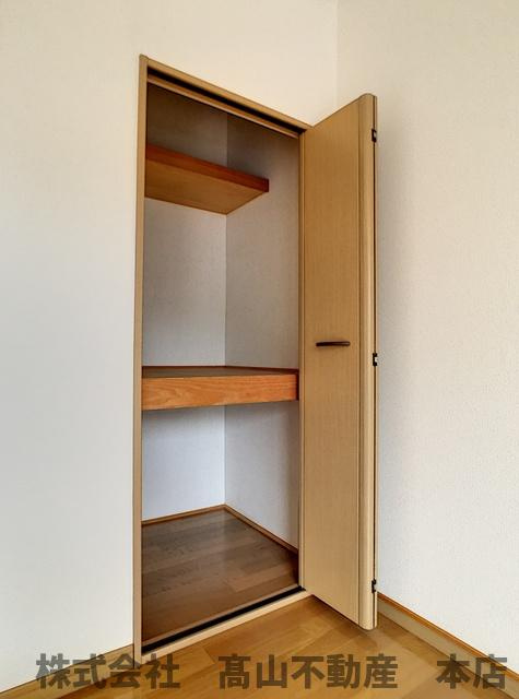 イズミヒルⅠの収納