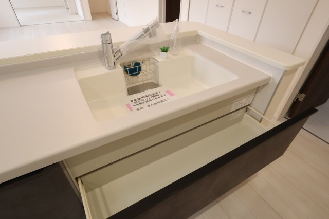 《仲介手数料無料》西区大字中釘290-31(全1戸)新築一戸建てリーブルガーデンのキッチン