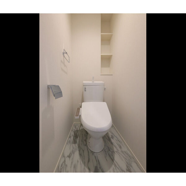 GRAN GLACE久留米南1のトイレ