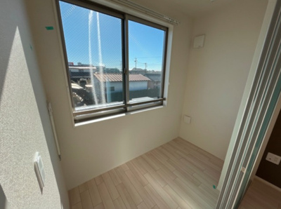 【バルコニー】 | ウィズダム コート | ※同物件・同タイプの写真です。