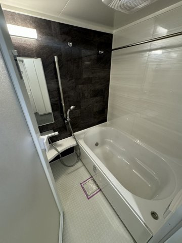 アソシエール文京白山の浴室