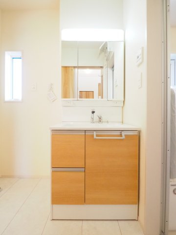 【独立洗面台】 | Blooming　Garden　笹木野北寺畑　２号棟 | ★内覧予約で新米2kg★