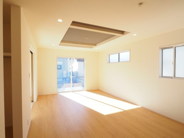 【居間・リビング】 | Blooming　Garden　笹木野北寺畑　２号棟 | ★内覧予約で新米2kg★