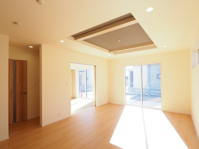 【居間・リビング】 | Blooming　Garden　笹木野北寺畑　２号棟 | ★内覧予約で新米2kg★