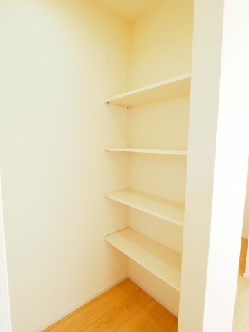 【収納】 | Blooming　Garden　笹木野北寺畑　２号棟 | ★内覧予約で新米2kg★