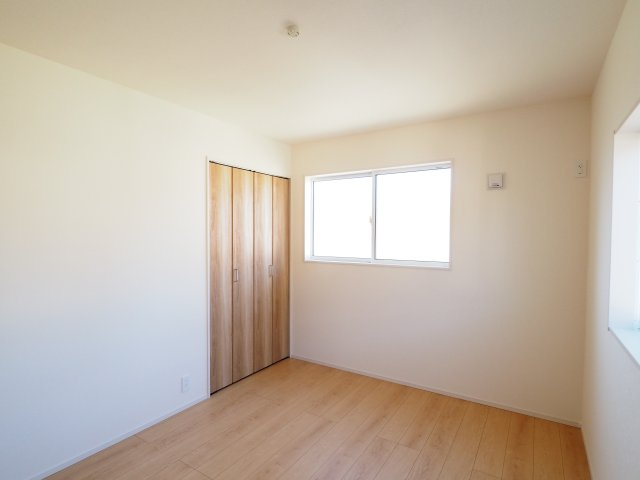 【洋室】 | Blooming　Garden　笹木野北寺畑　２号棟 | ★内覧予約で新米2kg★