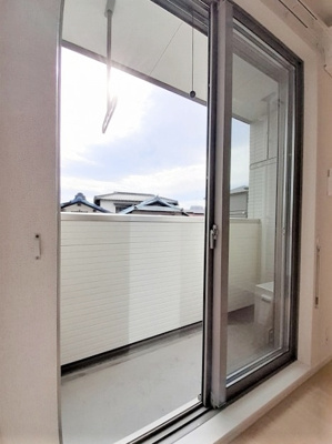 【バルコニー】 | ヴェルテス弐番館