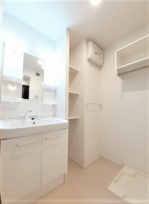 【洗面所】 | ヴェルテス弐番館