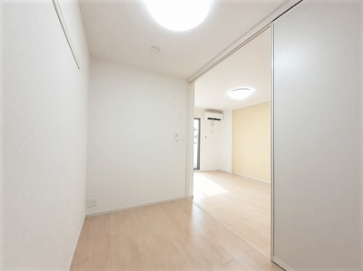 【寝室】 | ヴェルテス弐番館