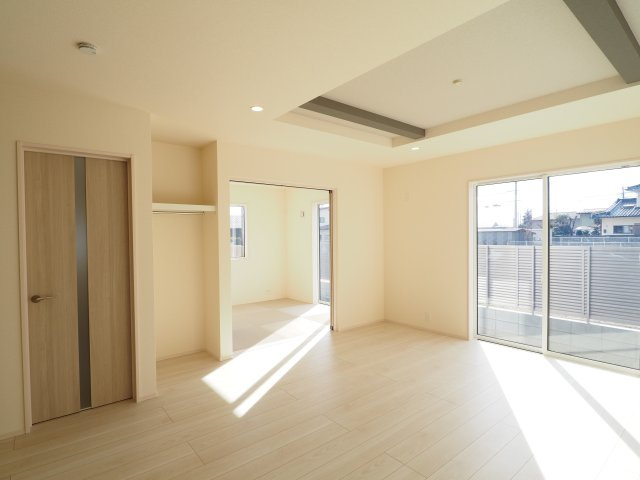 【居間・リビング】 | Blooming　Garden　笹木野北寺畑　３号棟 | ★内覧予約で新米2kg★