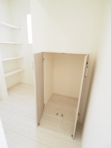 【収納】 | Blooming　Garden　笹木野北寺畑　３号棟 | ★内覧予約で新米2kg★