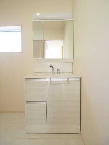 【独立洗面台】 | Blooming　Garden　笹木野北寺畑　３号棟 | ★内覧予約で新米2kg★