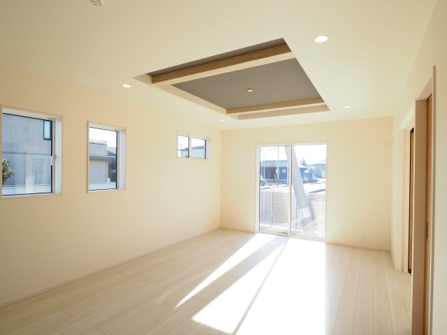 【居間・リビング】 | Blooming　Garden　笹木野北寺畑　４号棟