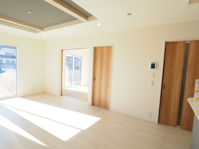 【居間・リビング】 | Blooming　Garden　笹木野北寺畑　４号棟