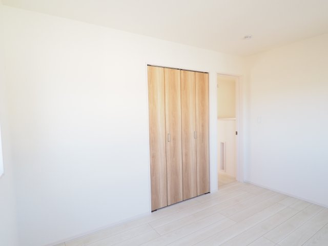 【洋室】 | Blooming　Garden　笹木野北寺畑　４号棟