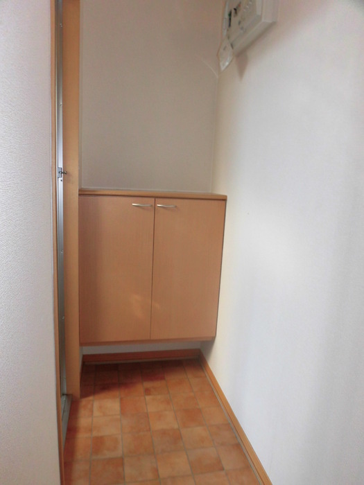 ヴィーブル雅の玄関|102 玄関