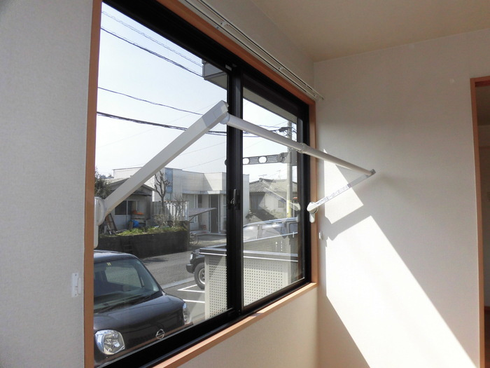 ヴィーブル雅|102 布団室内物干し