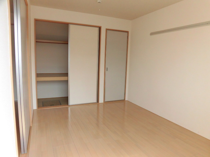 ヴィーブル雅の洋室|102 洋室