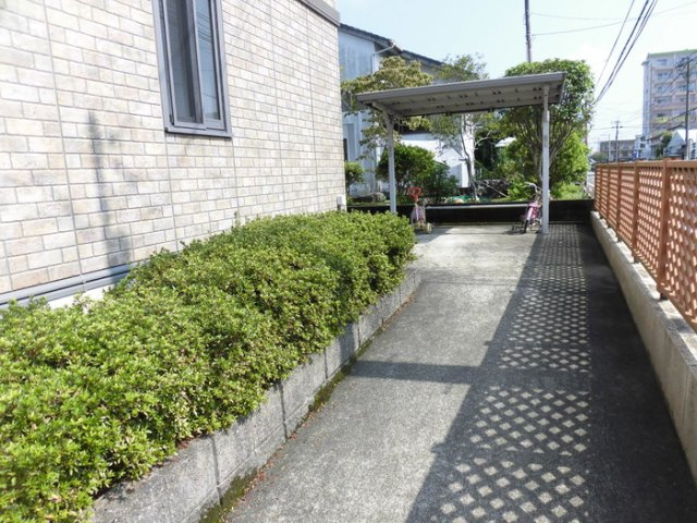 リーフレットエコーⅢ号館のその他共用部分|駐輪場