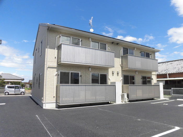 コンフォーレ鷹尾 B棟