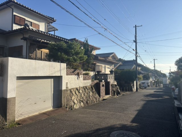 神戸市須磨区菅の台6丁目土地の前面道路含む現地写真