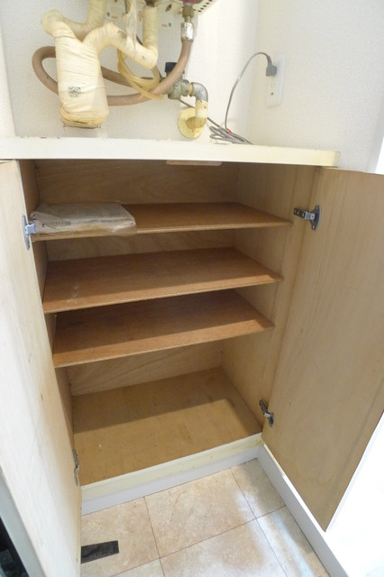 音羽ホームズの玄関