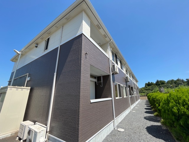 ネオ・ブリーズの外観