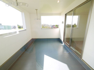 【バルコニー】 | 八街市八街に第17 全8棟 8号棟 新築戸建  | 令和7年9月築 オール電化リビング約17帖JR総武本線八街駅徒歩約15分 本下水 ローソン徒歩約4分