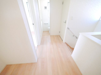 【内装】 | 八街市八街に第17 全8棟 8号棟 新築戸建  | 令和7年9月築 オール電化リビング約17帖JR総武本線八街駅徒歩約15分 本下水 ローソン徒歩約4分