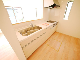 【キッチン】 | 八街市八街に第17 全8棟 8号棟 新築戸建  | 令和7年9月築 オール電化リビング約17帖JR総武本線八街駅徒歩約15分 本下水 ローソン徒歩約4分