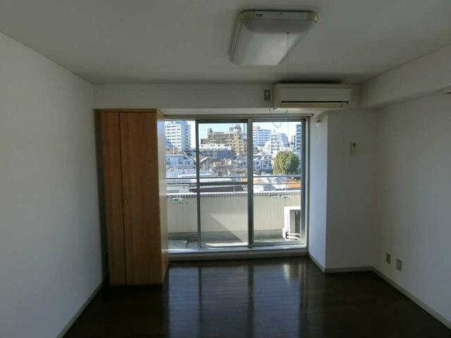 シャローム東中野 の居間・リビング