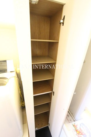 レオパレスブルーパイン松本の収納