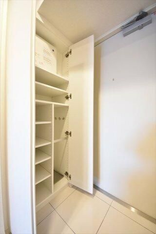 グランパセオ清澄白河Ⅱの玄関