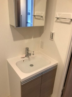 【独立洗面台】 | クレヴィスタ中野新橋 | 嬉しい独立洗面台付き。