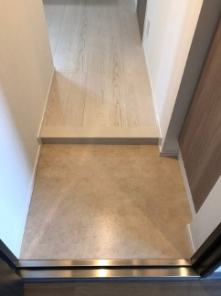 【玄関】 | クレヴィスタ中野新橋