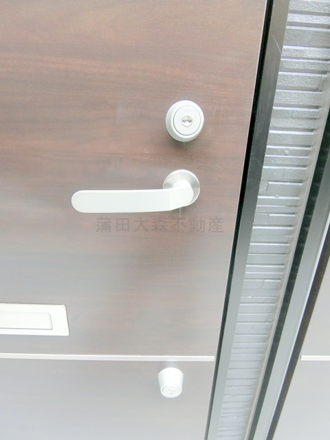 Cスクエア矢口の玄関