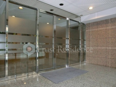 【エントランス】 | カスタリア新富町