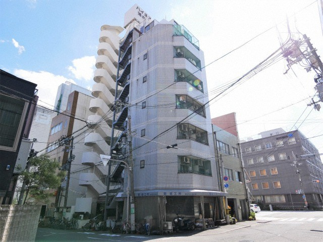 ヴィラ上町の外観