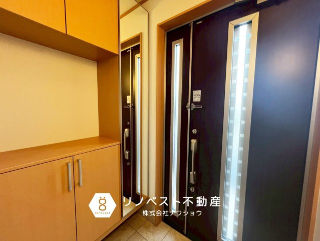 東大阪市若江東町1丁目の収納|大容量のシューズボックス完備。
小物置きスペースもございます◎